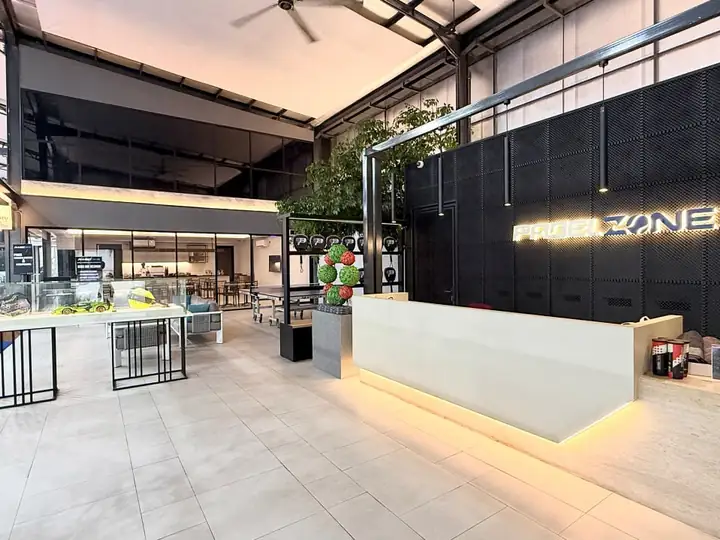 Padel Zone — Reception